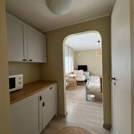 Ohtu Poik 4 Center Parnu